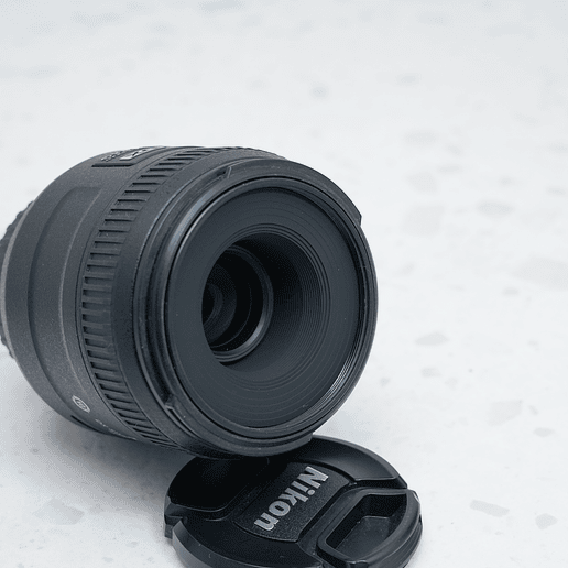 Nikon AF-S DX Micro NIKKOR 40mm f2.8 G - USADO 3