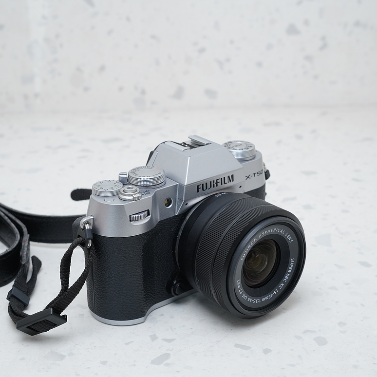 FUJIFILM X-T50 + XC 15-45mm f/3.5-5.6 - USADO 5