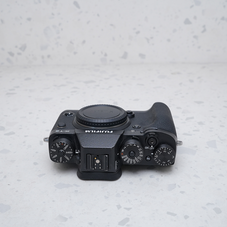 Fujifilm X-T2 (Body) + Battery Grip Original - USADO 6