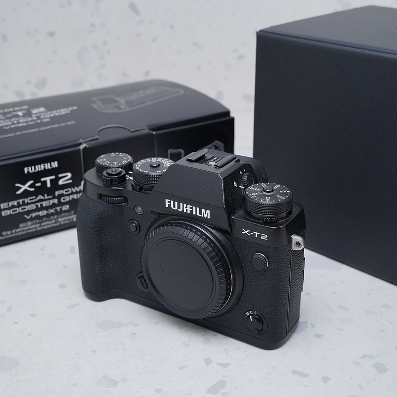 Fujifilm X-T2 (Body) + Battery Grip Original - USADO 2