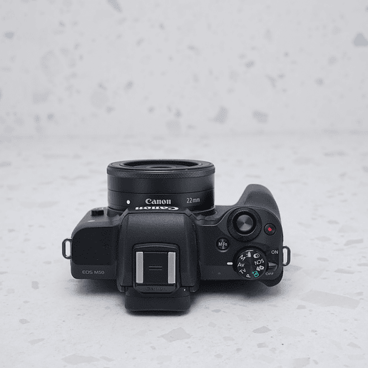 Canon M50 + 22mm F2 - USADO 6