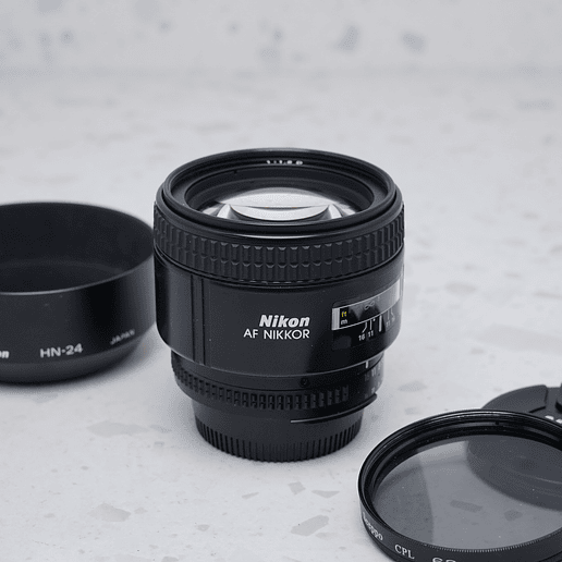 Nikon AF Nikkor 85mm f/1.8D - USADO 3