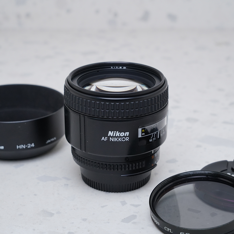 Nikon AF Nikkor 85mm f/1.8D - USADO 3