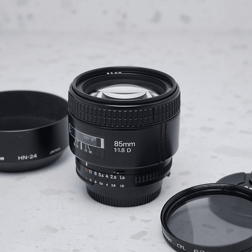 Nikon AF Nikkor 85mm f/1.8D - USADO 2