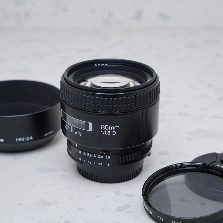 Nikon AF Nikkor 85mm f/1.8D - USADO 2
