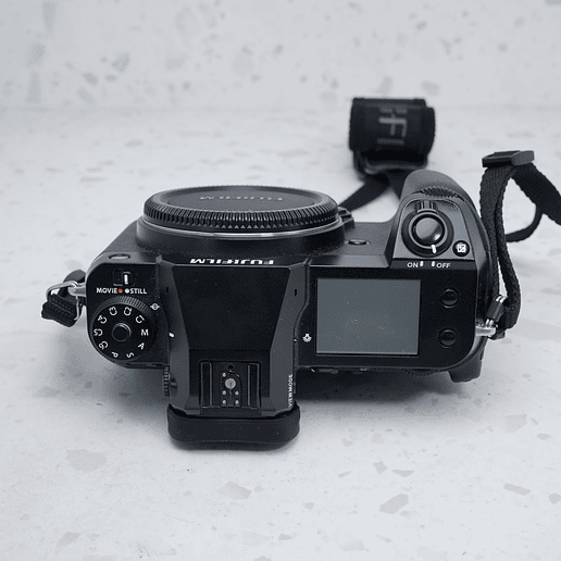 FUJIFILM GFX 50S II - USADO 6