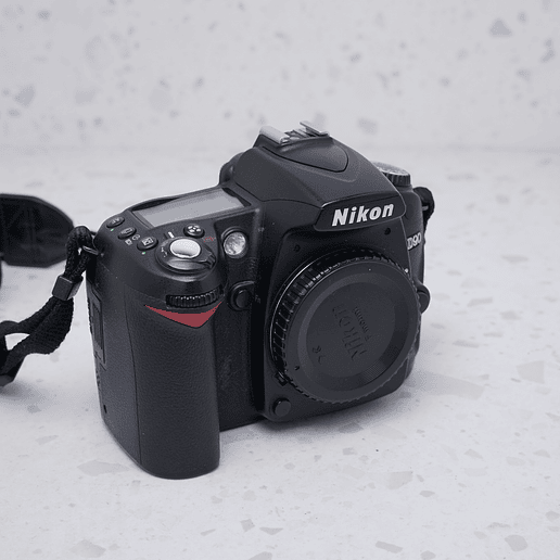 Nikon D90 + Tamron 28-80mm  - USADO 5