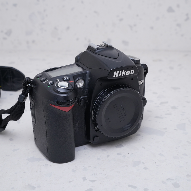 Nikon D90 + Tamron 28-80mm  - USADO 5