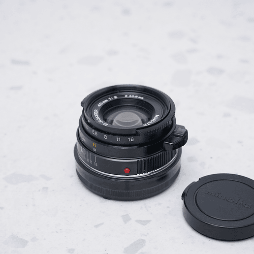 Leica Minolta M-Rokkor 40mm f/2 - USADO 1