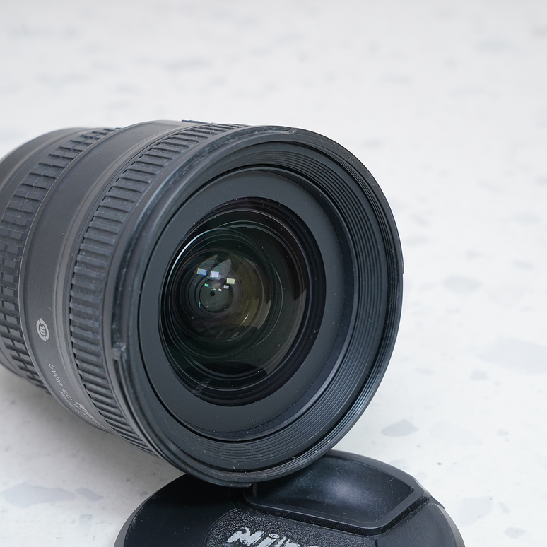 Nikon AF-S NIKKOR 18-35mm f3.5-4.5G ED - USADO 4