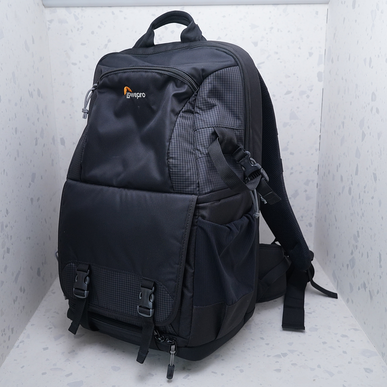 Lowepro Fastpack BP 250 AW II - USADO 3