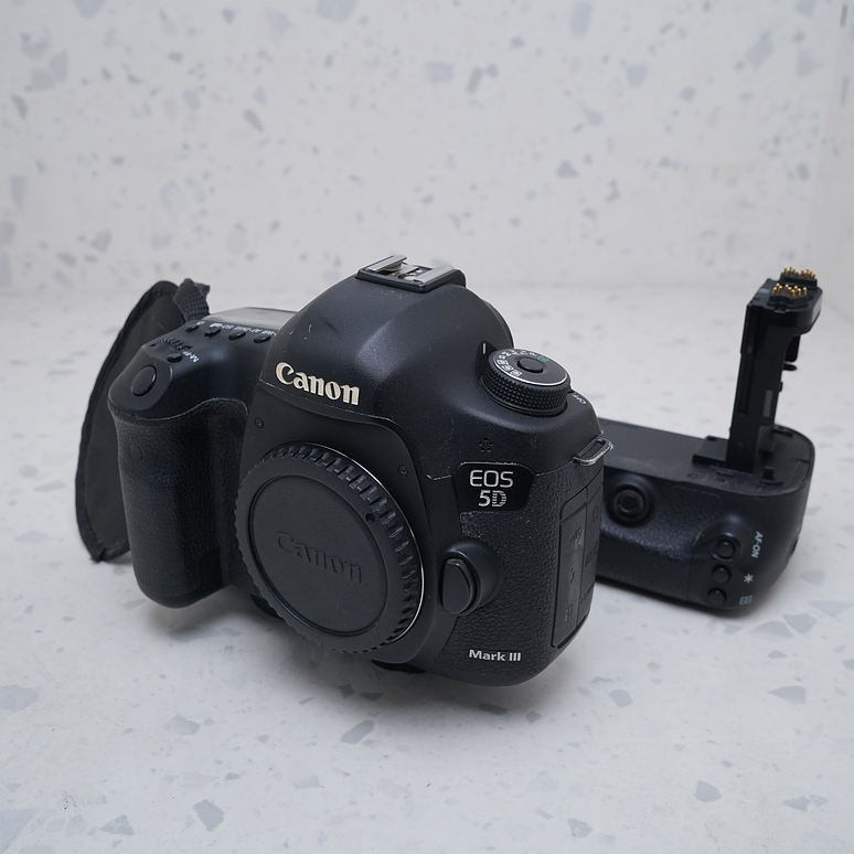 Canon 5D Mark III (Body) - USADO  2