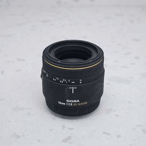 Sigma 50mm f/2.8 DG Macro CANON EF  - USADO