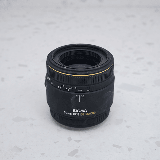 Sigma 50mm f/2.8 DG Macro CANON EF  - USADO 1
