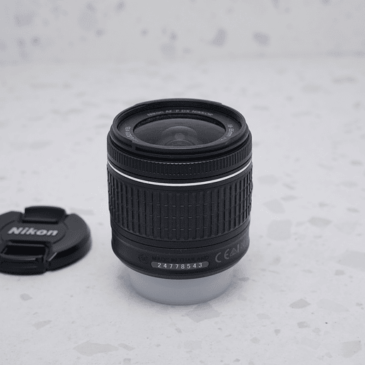 Nikon AF-P DX NIKKOR 18-55mm f/3.5-5.6 G VR - USADO 3