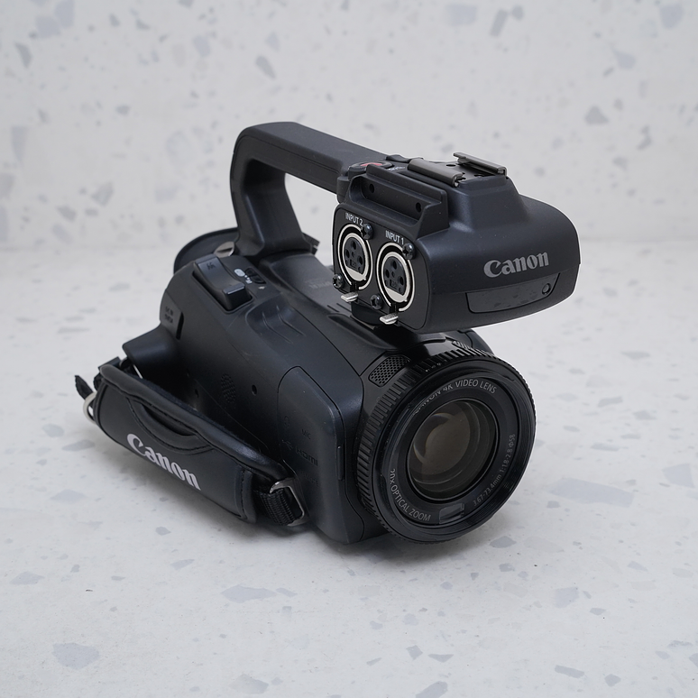 UHD 4K Canon XA60 - USADO 5