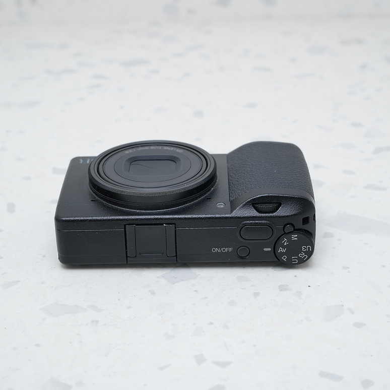 Ricoh GR III - USADO 6
