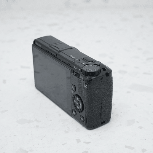 Ricoh GR III - USADO 5