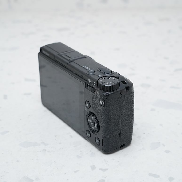 Ricoh GR III - USADO 5