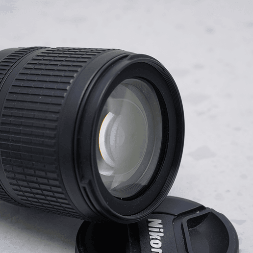 Nikon AF-S DX NIKKOR 18-105mm f3.5-5.6G ED VR - USADO 4