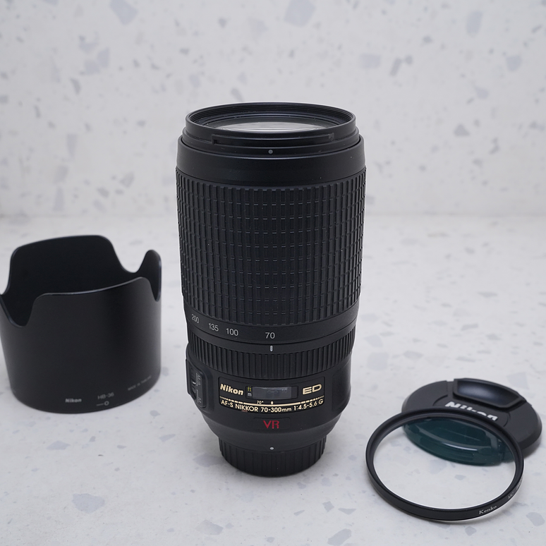 Nikon AFS NIKKOR 70-300mm f4.5 5.6 G ED VR - USADO 2