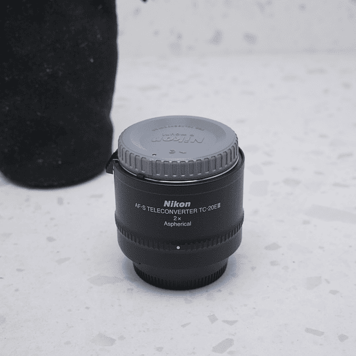 Nikon AF-S Teleconverter TC-20E III 2x - USADO 2