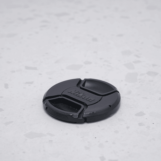 Tapa delantera Nikon LC-67 - USADO 1