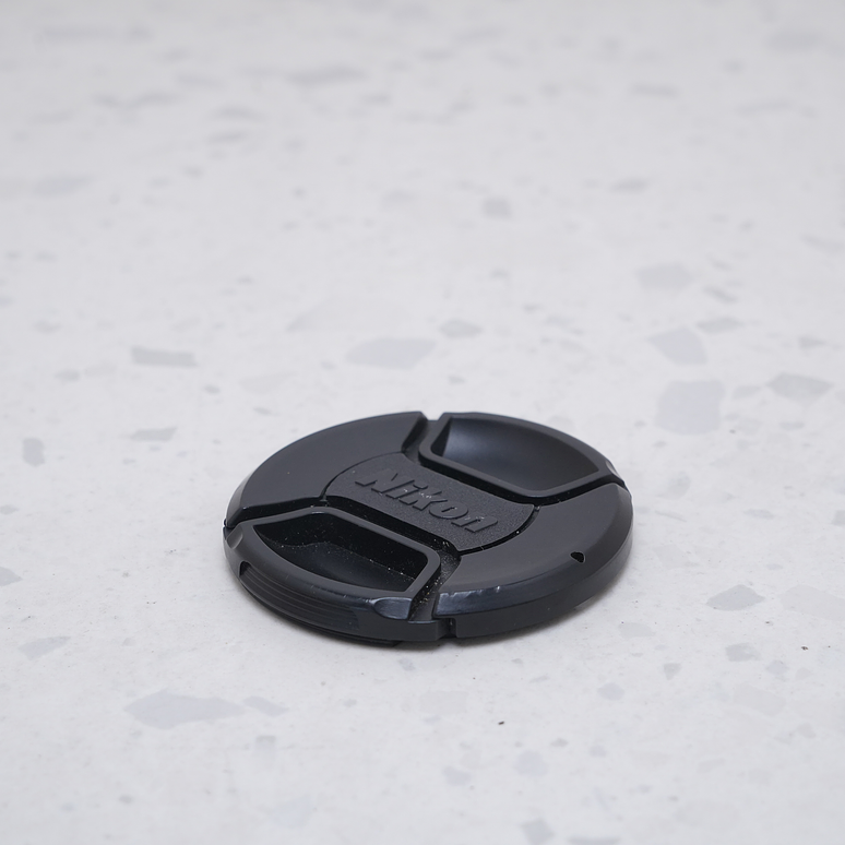 Tapa delantera Nikon LC-67 - USADO 1