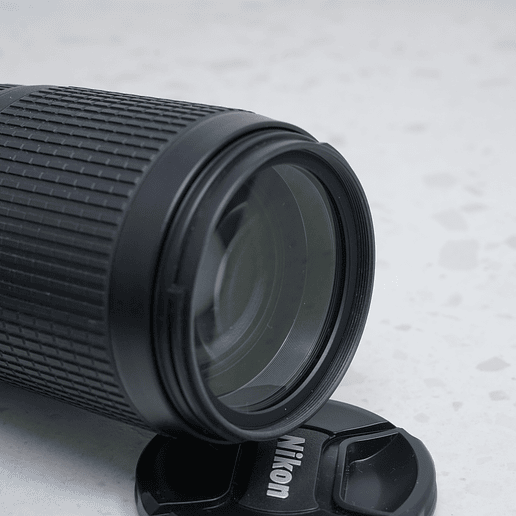 Nikon AF-S NIKKOR 70-300mm f/4.5-5.6G IF-ED VR - USADO 4