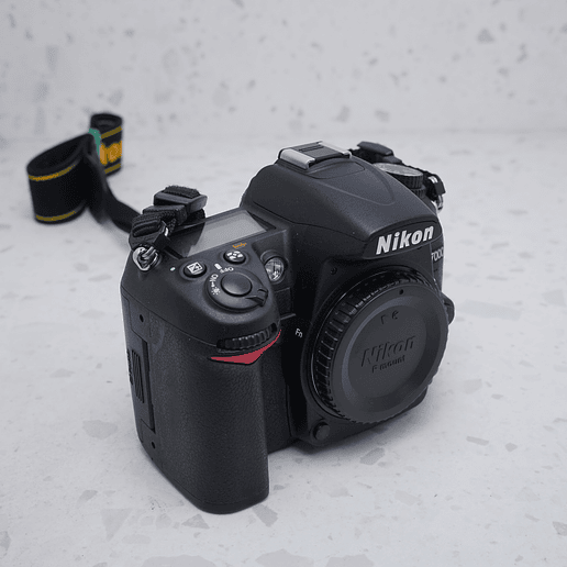 Nikon D7000 (Body) - USADO 4