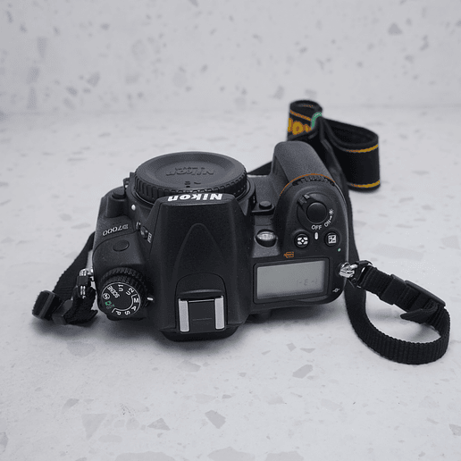 Nikon D7000 (Body) - USADO 7