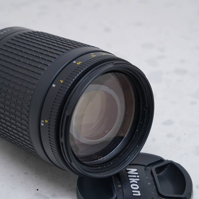 Nikon AF Zoom-NIKKOR 70-300mm f/4-5.6G - USADO 4