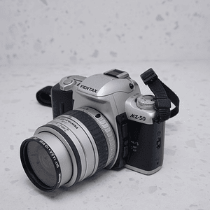 Pentax MZ-50 + 35-80mm + 80-200mm - USADO