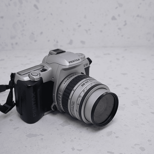 Pentax MZ-50 + 35-80mm + 80-200mm - USADO 3