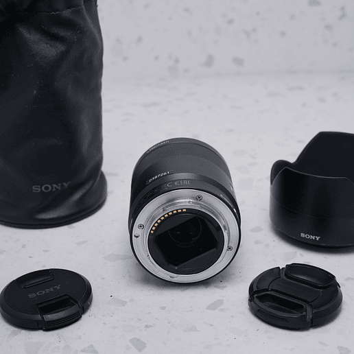 Sony Zeiss Sonnar T* FE 55mm f1.8 ZA - USADO 4