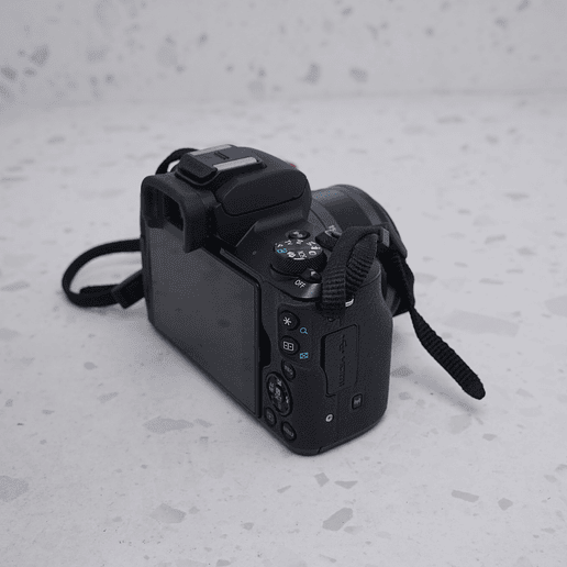 Canon EOS M50 + 15-45mm + 32mm - USADO 4