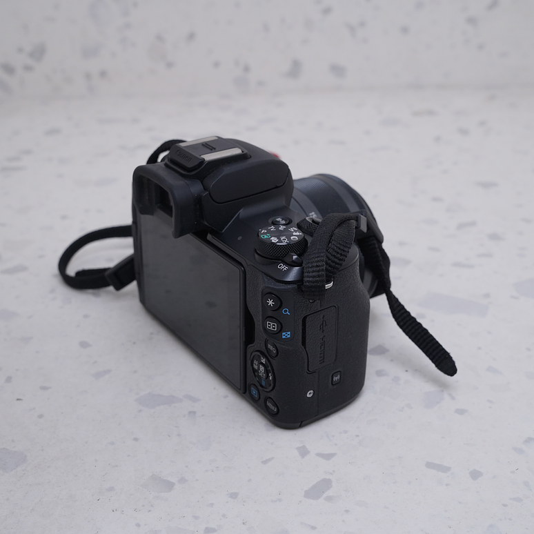 Canon EOS M50 + 15-45mm + 32mm - USADO 4