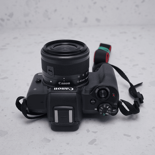 Canon EOS M50 + 15-45mm + 32mm - USADO 6