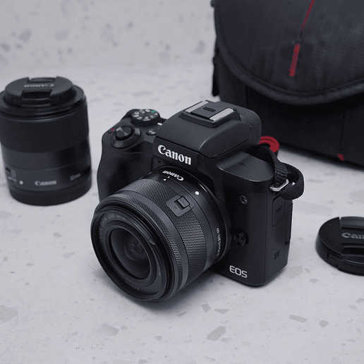 Canon EOS M50 + 15-45mm + 32mm - USADO 7