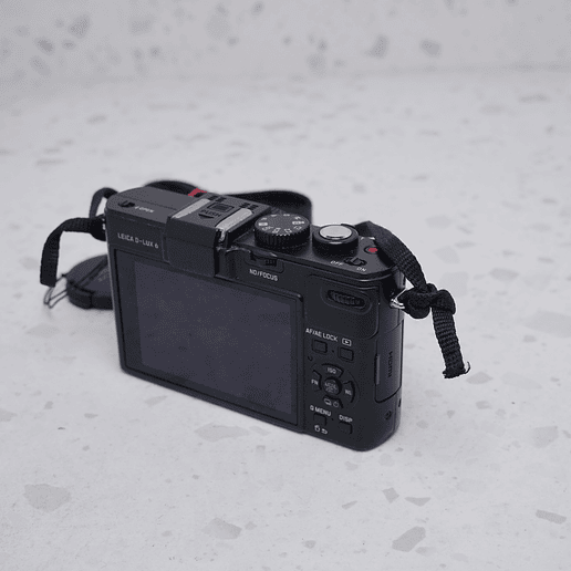 Leica D-LUX 6 - USADO 3