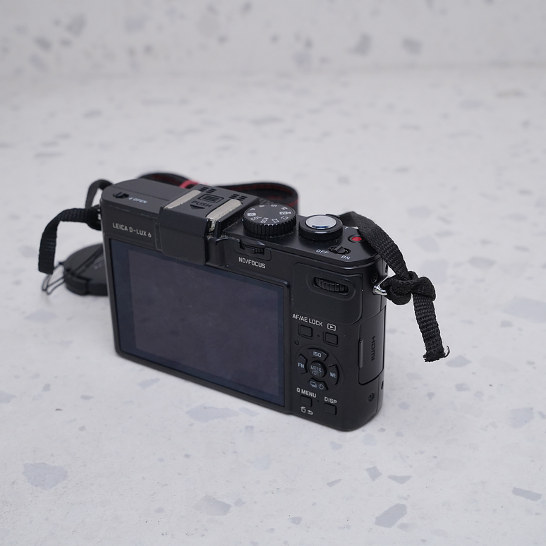 Leica D-LUX 6 - USADO 3