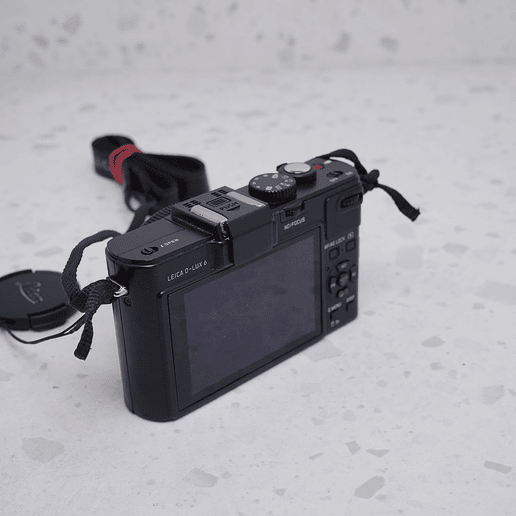 Leica D-LUX 6 - USADO 5