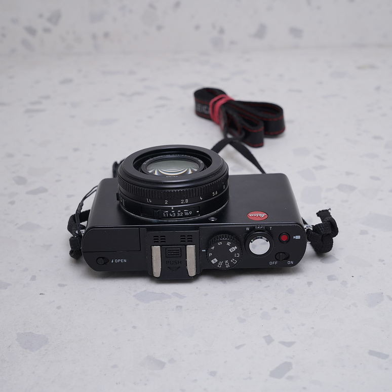 Leica D-LUX 6 - USADO 6