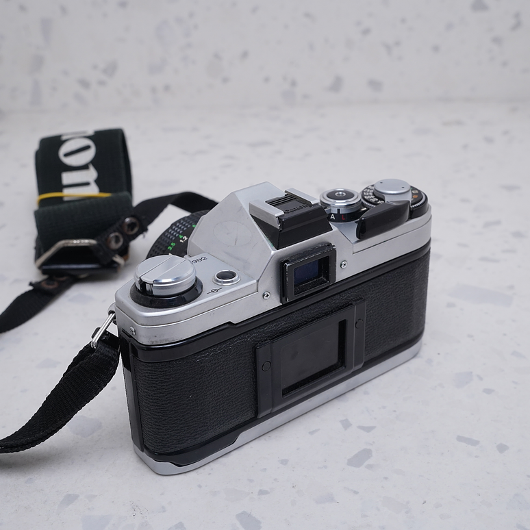 Canon AE-1 + 50mm + Kalimar 80-200mm - USADO 2