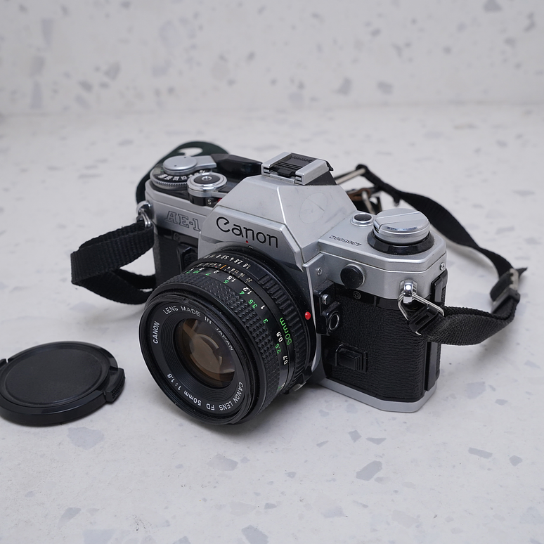 Canon AE-1 + 50mm + Kalimar 80-200mm - USADO 1