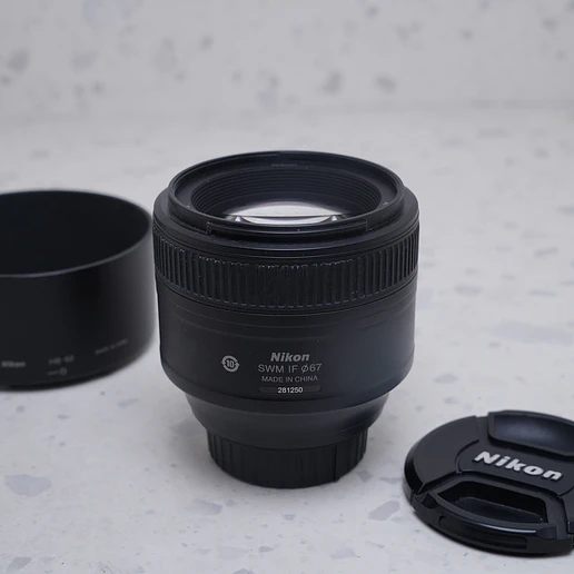 Nikon AF-S NIKKOR 85mm f/1.8G - USADO 3
