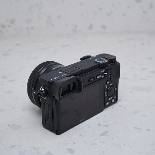 Sony A6400 Kit - USADO 3