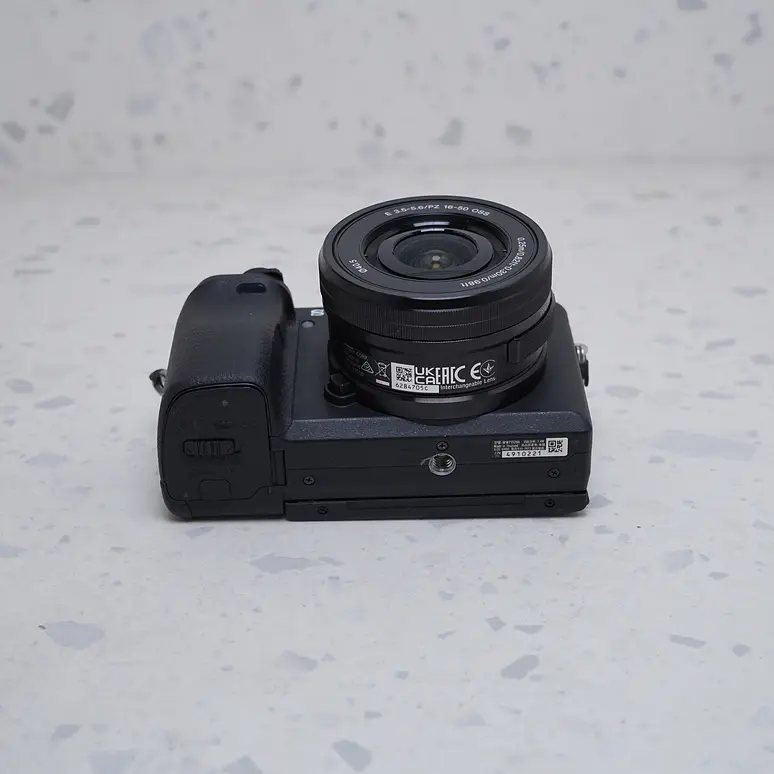 Sony A6400 Kit - USADO 7