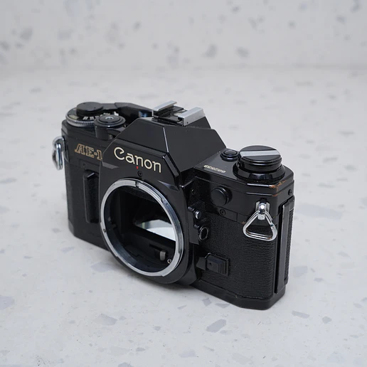 Canon AE-1 (Body) - USADO 1