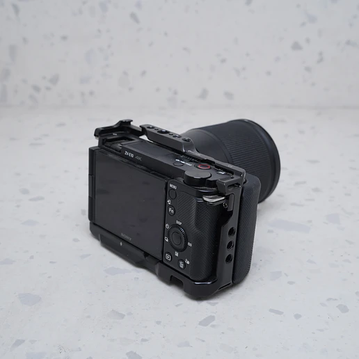 Sony ZV-E10 + 16mm - USADO 4